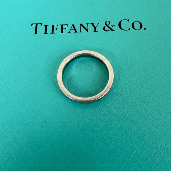🔴Authentic TIFFANY & CO Fifth Avenue Notes Ring / Band💙🔴 - Picture 4 of 6